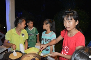 Les P'tites Pousses vietnamiennes ont fait des crêpes (4)