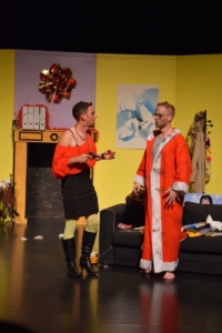 Théâtre « TRAC n’Art » Le Père Noël est une ordure (6)