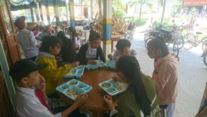 Un repas pour les enfants qui habitent loin de l’école (2)